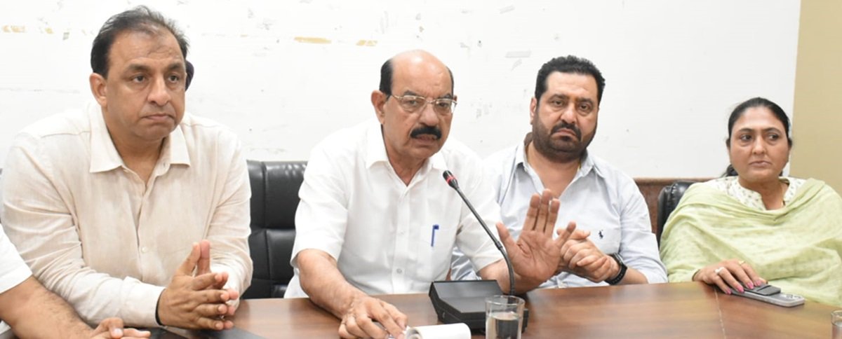 पंजाब सरकार व्यापारियों की सुविधा और विकास के लिए निरंतर प्रयासरत: मोहिंदर भगत