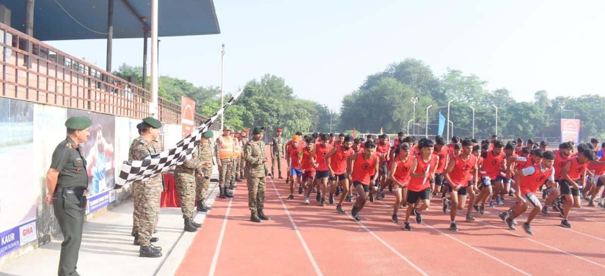 लेफ्टिनेंट जनरल ने जालंधर में चल रही अग्निवीर भर्ती रैली का जायजा लिया