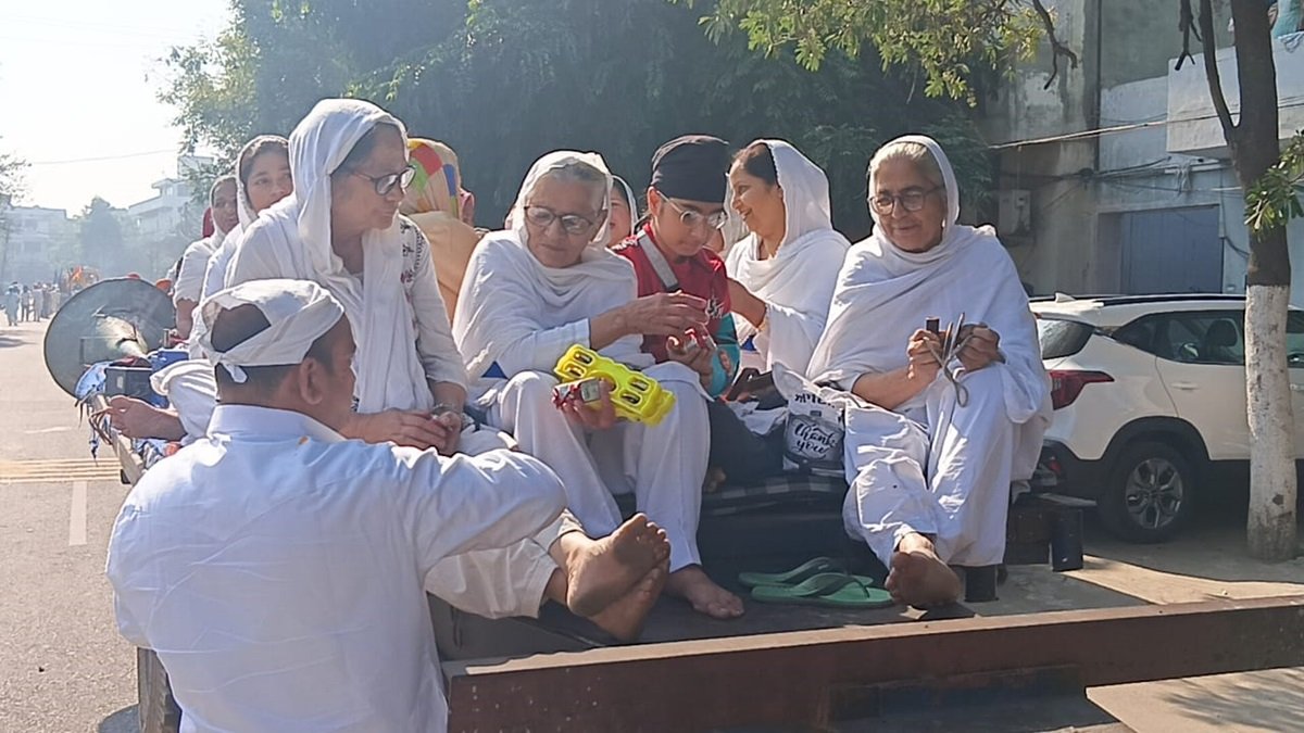 श्री गुरु नानक देव जी के उपदेश समाज को प्रेम, सेवा और समानता का संदेश देते हैं : अश्वनी अग्रवाल