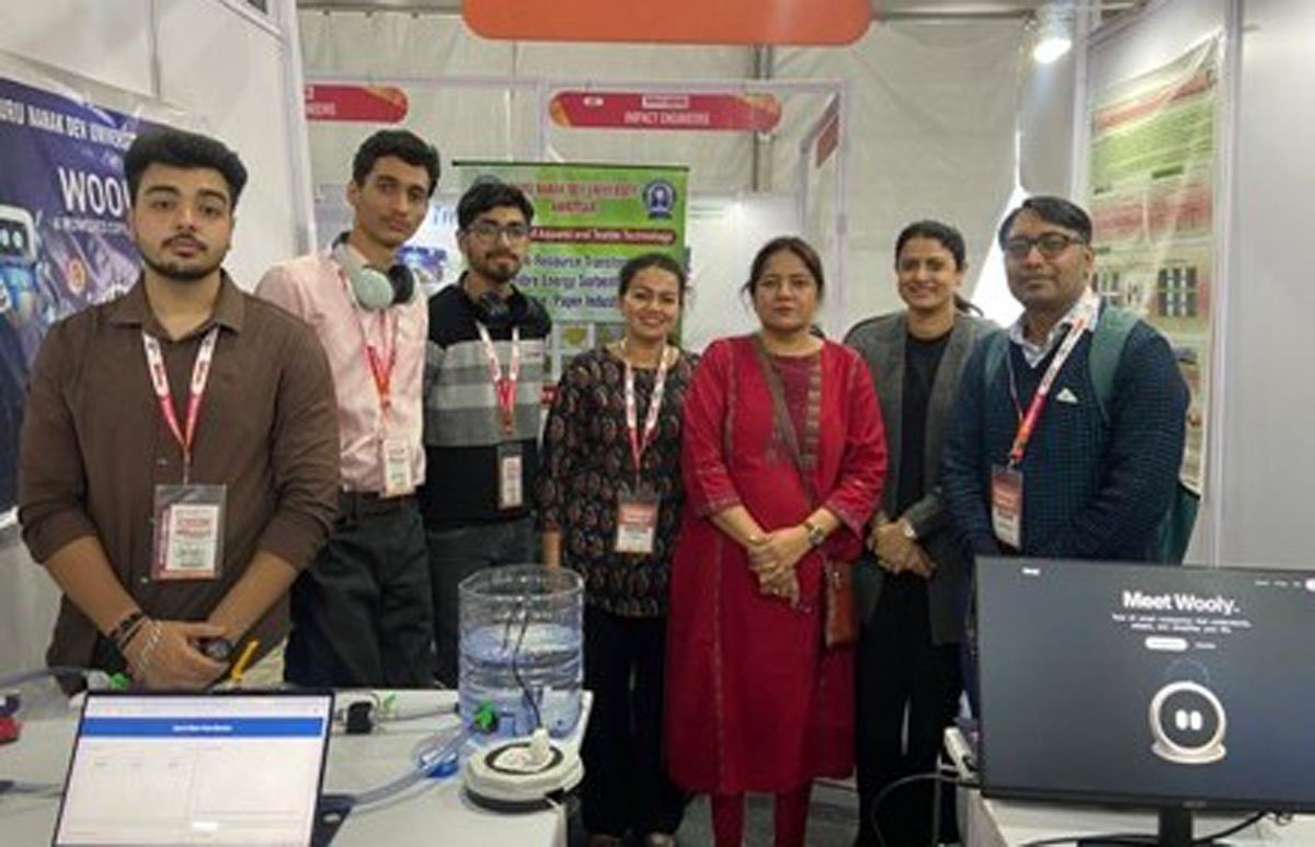 गुरु नानक देव यूनिवर्सिटी स्टूडेंट मशीनरी एक्सपो में भी आग्रणी