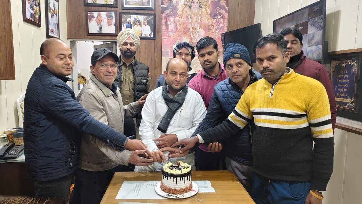 पार्षद अश्वनी अग्रवाल के जन्मदिन को समर्थकों ने बनाया खास, दीं शुभकामनाएं