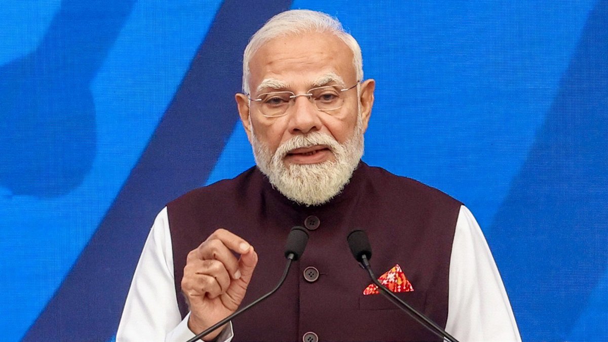 PM Narendra Modi ने पश्चिम एशिया में जारी संघर्ष के हालात की समीक्षा के लिए CCS की बैठक की अध्यक्षता की